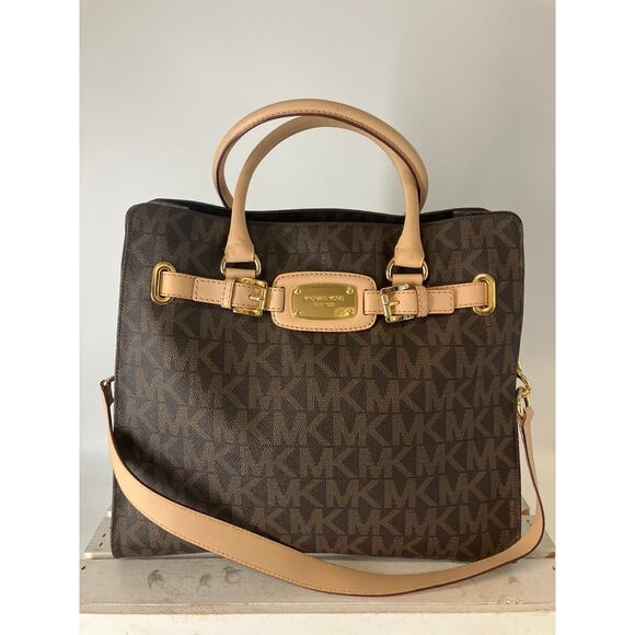 MCHAEL KORS, BROWN, TAN SIGNATURE PVC LETATHER SHOULDER BAG - Picture 2 of 16